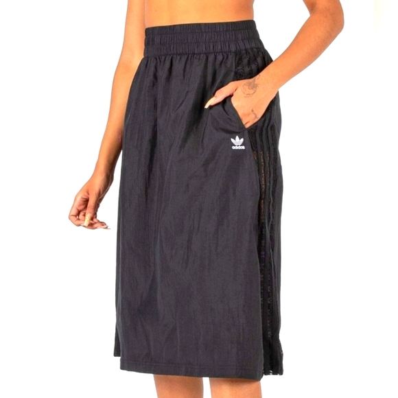 ADIDAS side lace trim skirt - Picture 1 of 9